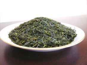 奥深さを味わう「浅蒸し煎茶 奥山印」 – 五代目 澤田行平商店